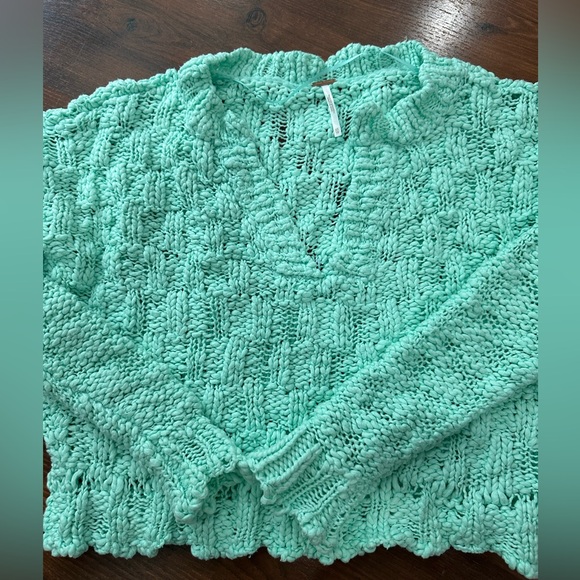 Free People Josephine Pullover Frozen Melon Sweater Green XS with Relaxed Fit - Picture 9 of 9